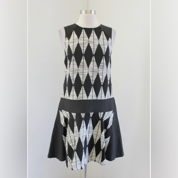 Banana Republic Gray Black Off White Diamond Tweed Drop Waist Shift Dress Size 0
